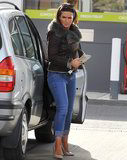 The-presenter-s-patchy-fake-tan-was-hard-to-miss-as-she-filled-up-her-car-261366.jpg