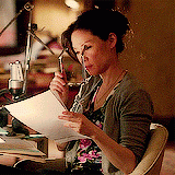 celeb-LucyLiu1e.gif