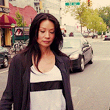 celeb-LucyLiu1f.gif