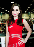 celeb-EmiliaClarke2.png