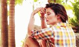 celeb-CobieSmulders3e.gif