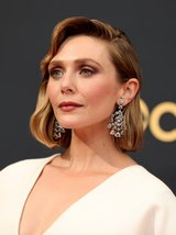 elizabeth olsen 2021 emmys .jpeg