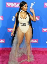 Nicki Minaj MTV VMA Awards 2018 (6).jpg