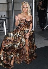 nicki minaj outside harper's bazaar icons party in nyc 9-7-18 (4).jpg