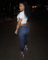 Lira Galore (4).png