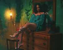 Rihanna Pics & Gifs (116).jpg