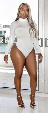 Breyana Moore Thick Ebony (16).jpg