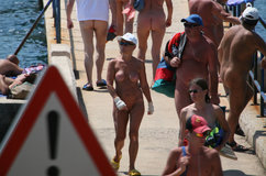 Nude beach group 3505 great.jpg