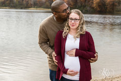 Mia-and-Carlos-Minnesota-Maternity-Pregnancy-Photographer-Lebanon-HIlls-Regional-Park-RKH-Imag...jpg