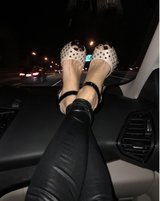 HEELS_68915120.jpg