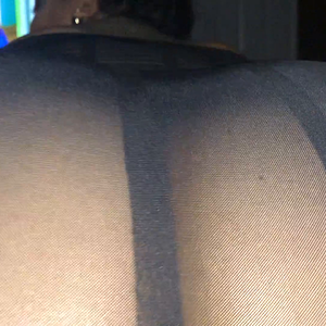Latina shaking her big ass booty