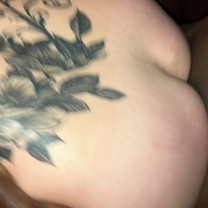 Hotwife Louise fucked by bull