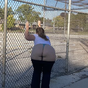 Dont pass up on this ass